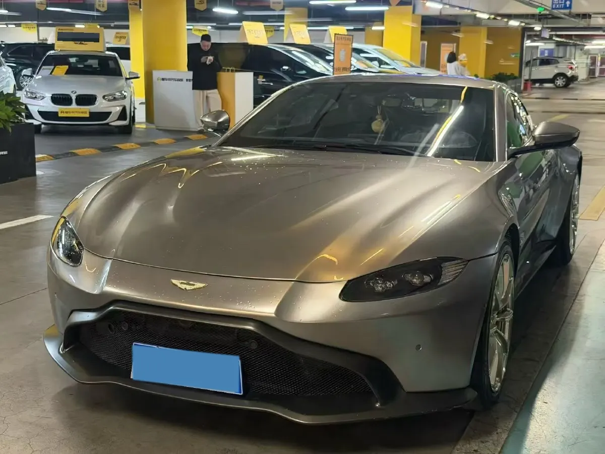 2018 Aston Martin V8 Vantage 4.0T 510HP V8 8AT,autocango,china used car exporter,china ev exporter,chinese used car exporter,chinese used ev exporter