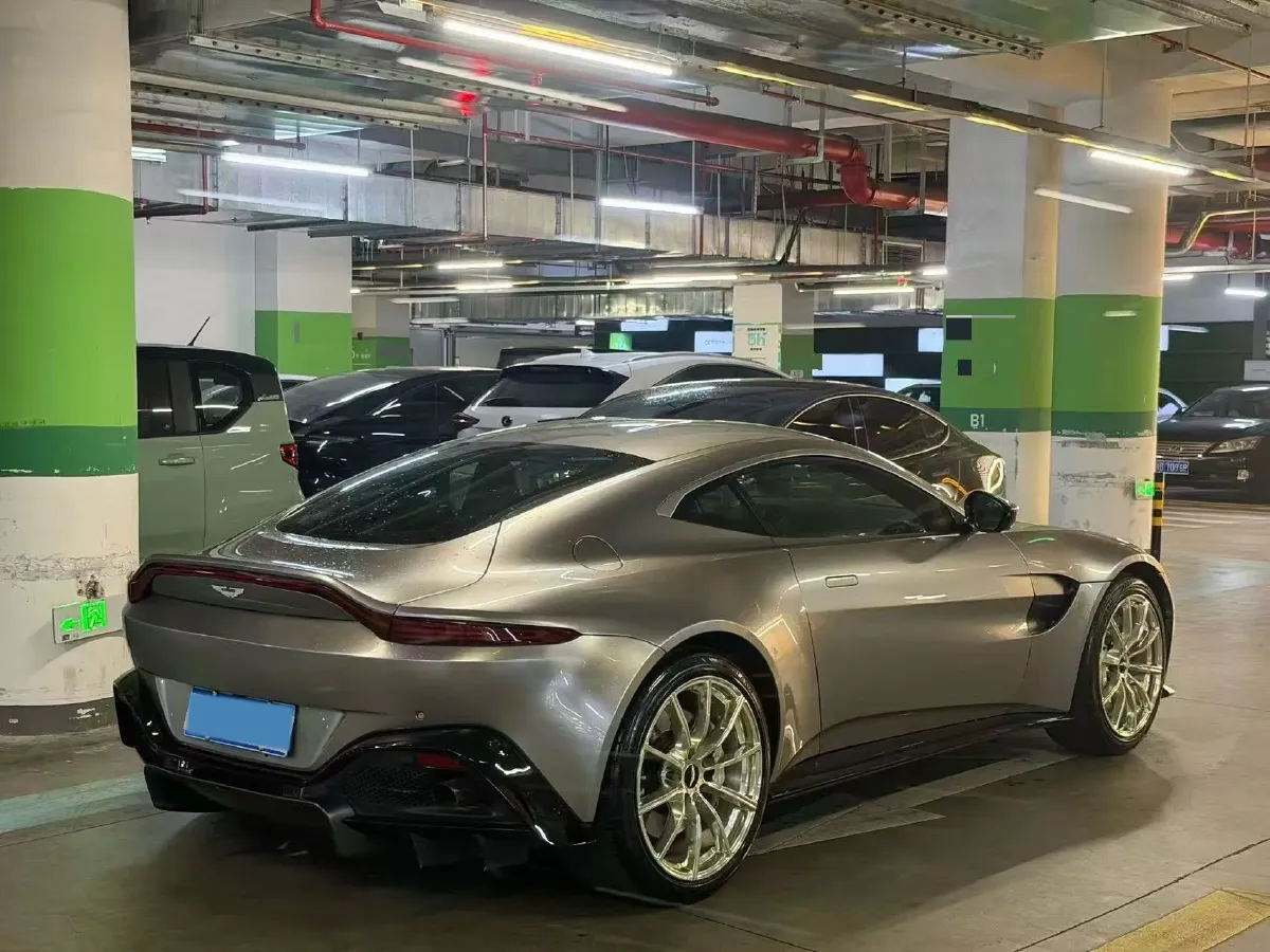 2018 Aston Martin V8 Vantage 4.0T 510HP V8 8AT,autocango,china used car exporter,china ev exporter,chinese used car exporter,chinese used ev exporter
