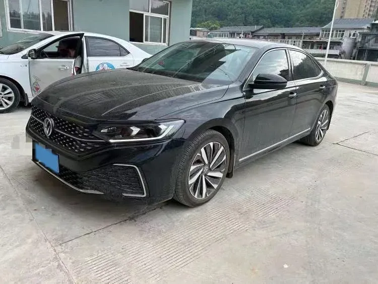 2021 Volkswagen Passat 2.0T 186HP L4 7DCT,autocango,china used car exporter,china ev exporter,chinese used car exporter,chinese used ev exporter