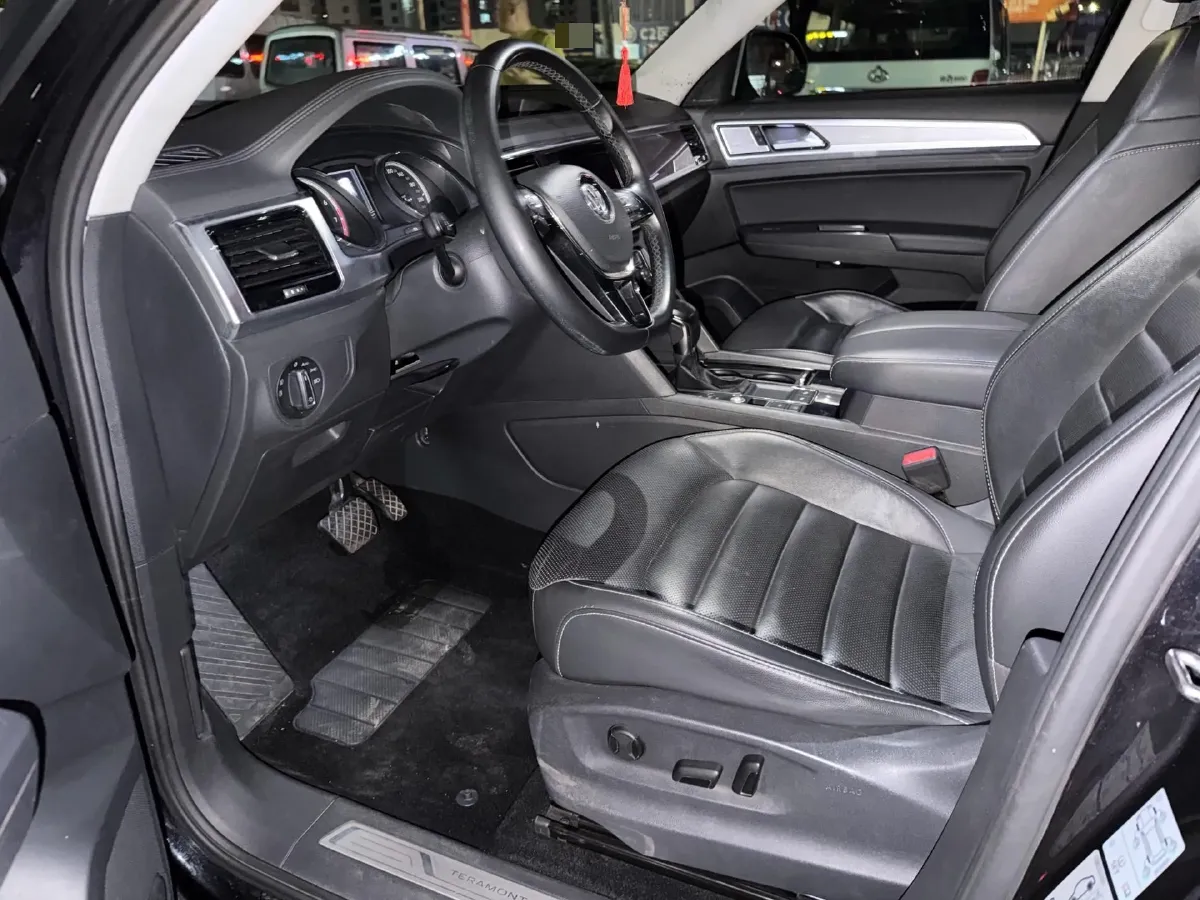 2019 Volkswagen Teramont 2.0T 186HP L4 7DCT,autocango,china used car exporter,china ev exporter,chinese used car exporter,chinese used ev exporter