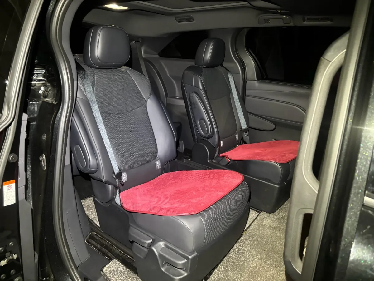 2024 Toyota Granvia 2.5L 189HP L4 E-CVT Hybrid,autocango,china used car exporter,china ev exporter,chinese used car exporter,chinese used ev exporter