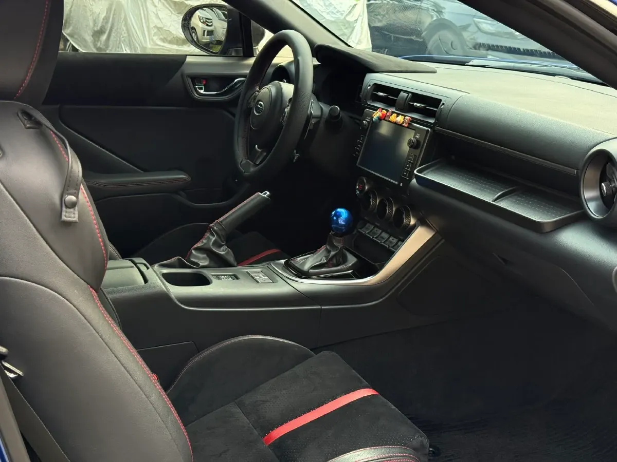 2022 Subaru BRZ 2.4L 234HP H4 6AT,autocango,china used car exporter,china ev exporter,chinese used car exporter,chinese used ev exporter