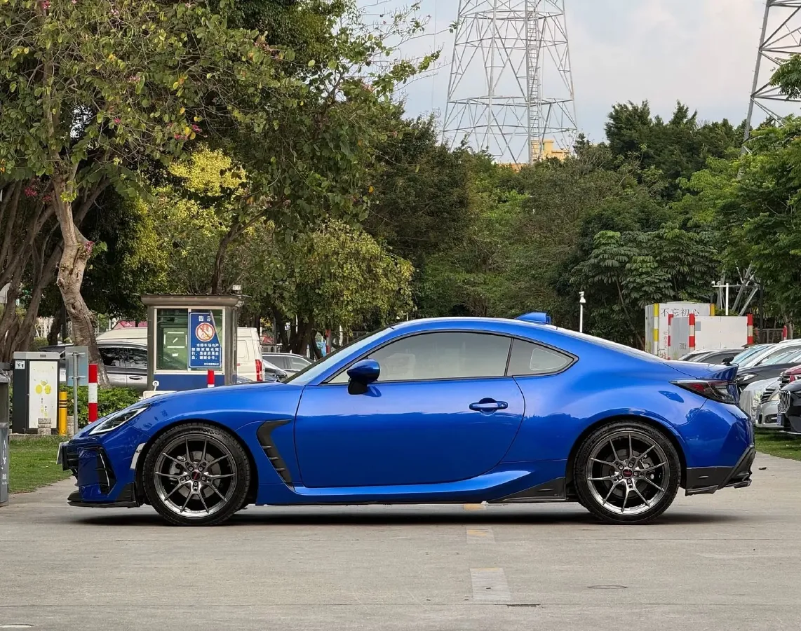 2022 Subaru BRZ 2.4L 234HP H4 6AT,autocango,china used car exporter,china ev exporter,chinese used car exporter,chinese used ev exporter