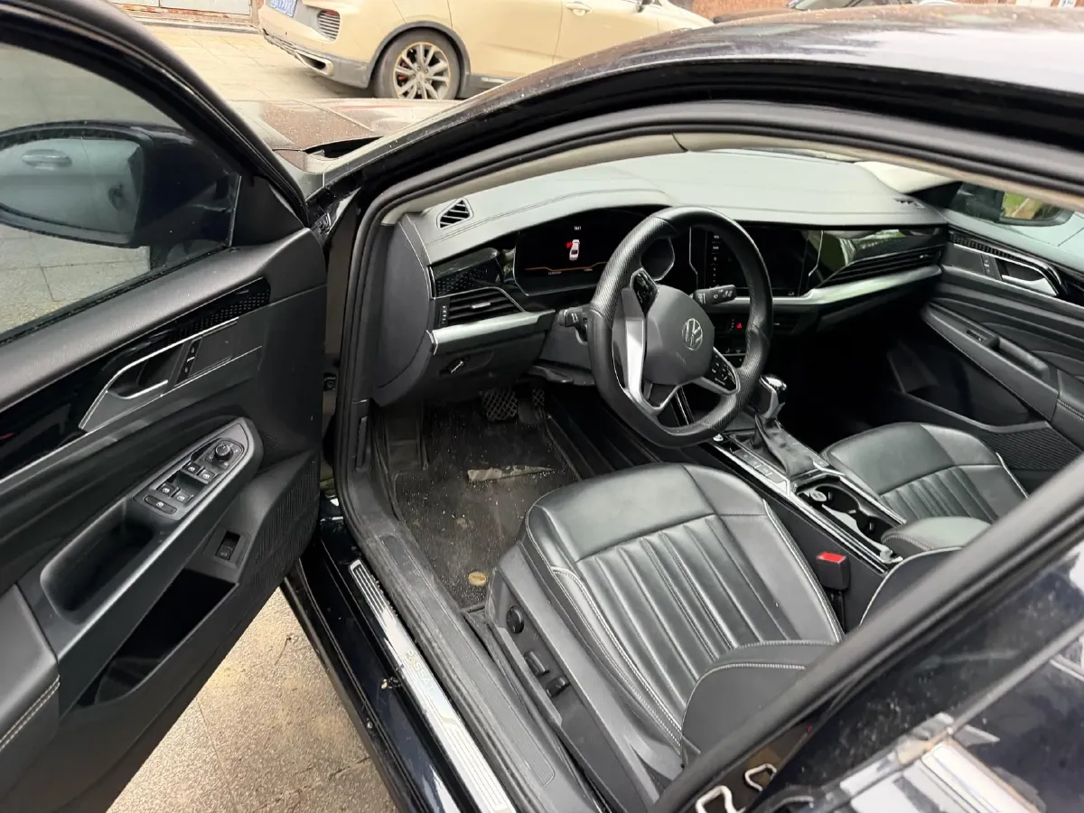 2023 Volkswagen Passat 2.0T 186HP L4 7DCT,autocango,china used car exporter,china ev exporter,chinese used car exporter,chinese used ev exporter