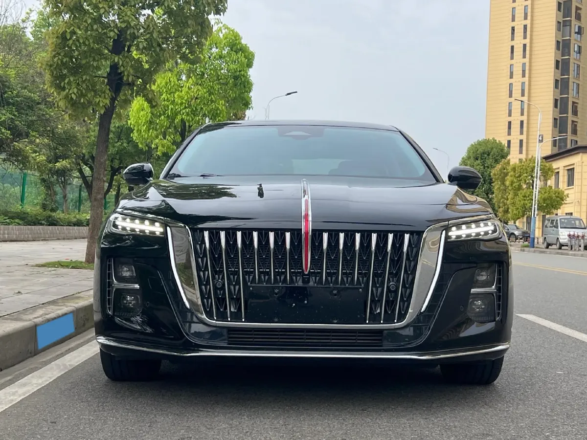 2023 HongQi H5 2.0T 224HP L4 8AT,autocango,china used car exporter,china ev exporter,chinese used car exporter,chinese used ev exporter