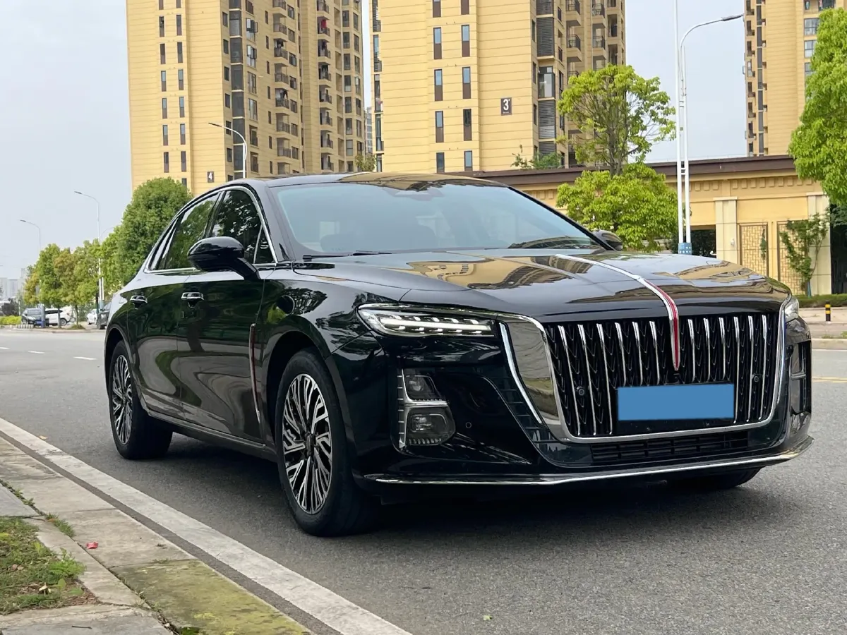 2023 HongQi H5 2.0T 224HP L4 8AT,autocango,china used car exporter,china ev exporter,chinese used car exporter,chinese used ev exporter