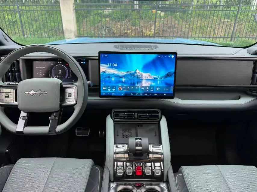 2023 FangChengBao Bao 5 1.5T 194HP L4 E-CVT PHEV 31.8KWH,autocango,china used car exporter,china ev exporter,chinese used car exporter,chinese used ev exporter