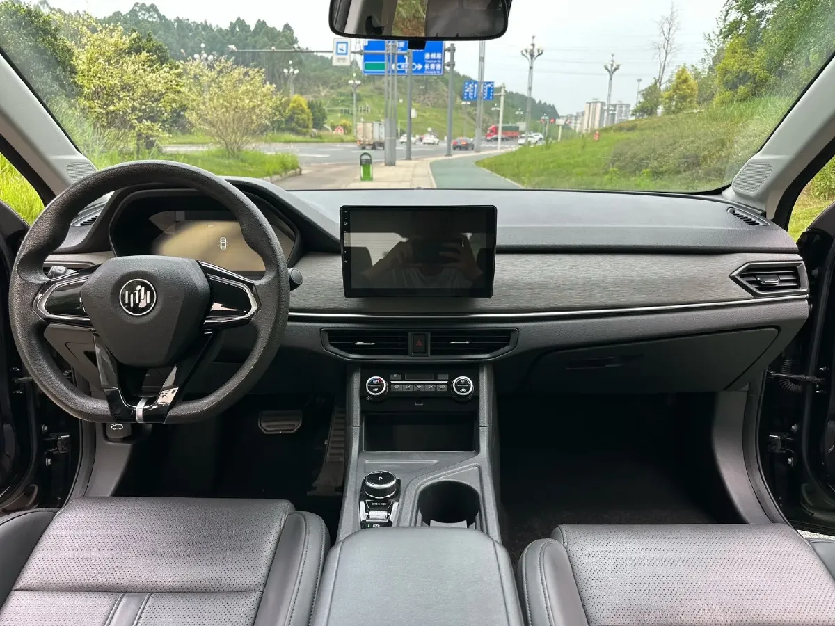 2021 Weltmeister E.5 BEV 49.92KWH,autocango,china used car exporter,china ev exporter,chinese used car exporter,chinese used ev exporter