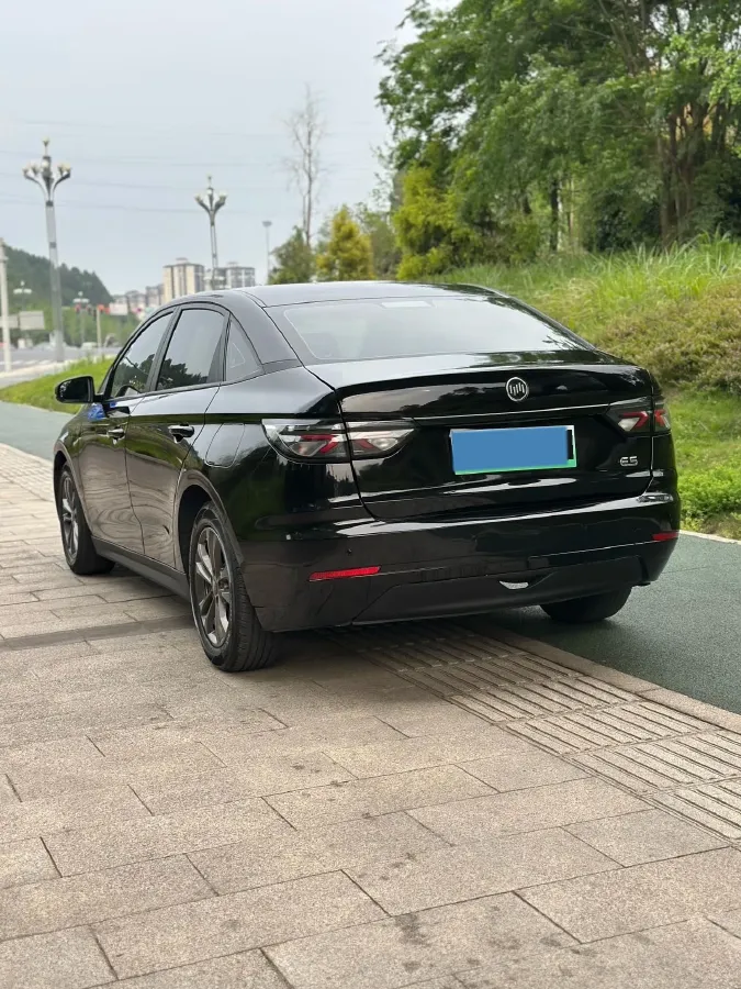 2021 Weltmeister E.5 BEV 49.92KWH,autocango,china used car exporter,china ev exporter,chinese used car exporter,chinese used ev exporter