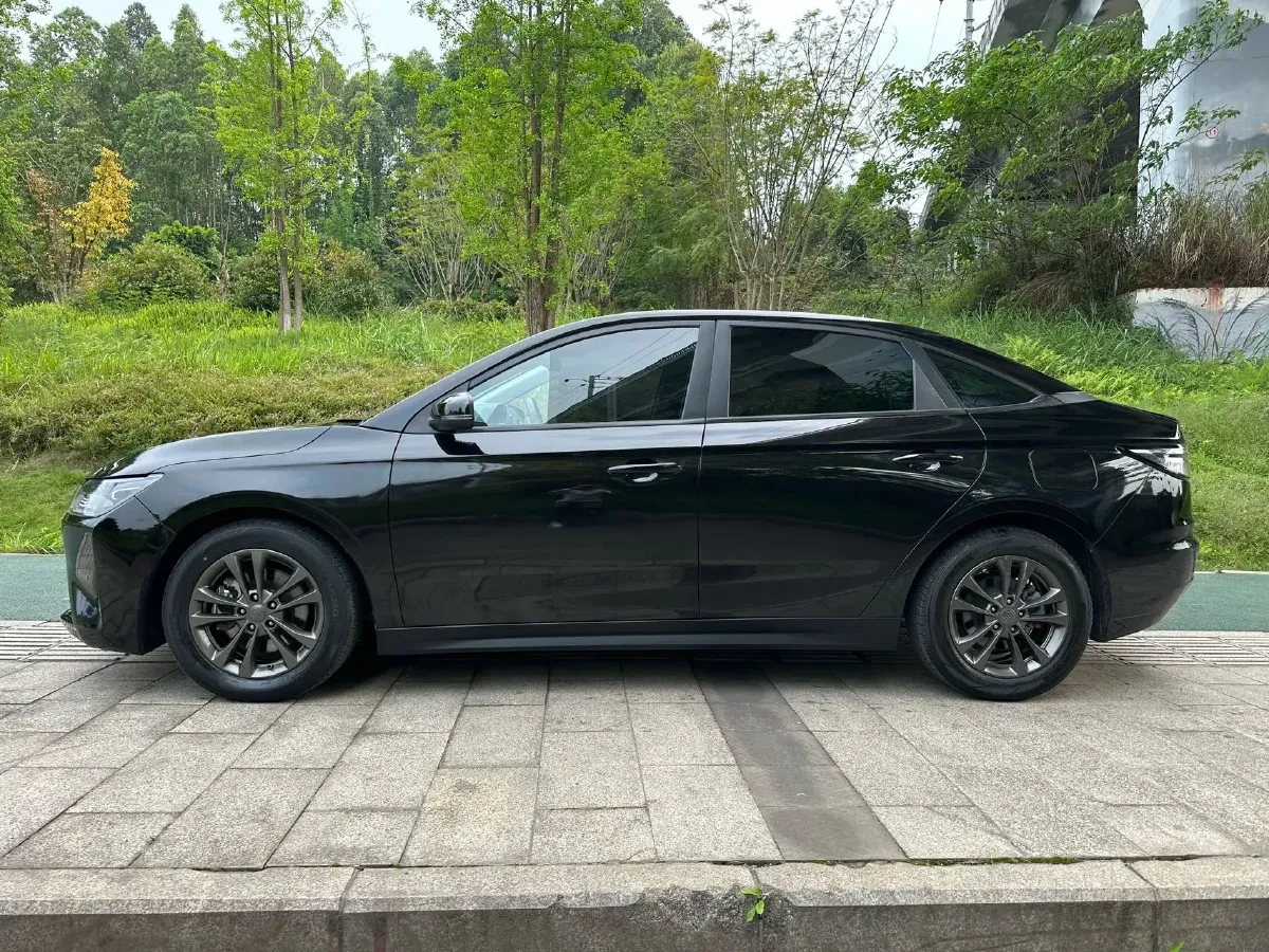 2021 Weltmeister E.5 BEV 49.92KWH,autocango,china used car exporter,china ev exporter,chinese used car exporter,chinese used ev exporter