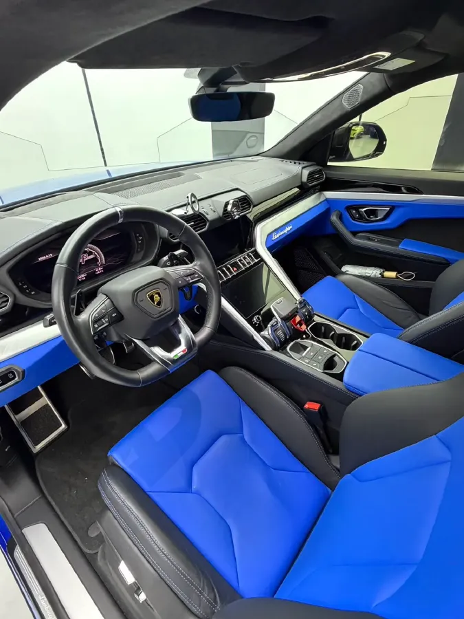 2021 Lamborghini Urus 4.0T 641HP V8 8AT,autocango,china used car exporter,china ev exporter,chinese used car exporter,chinese used ev exporter