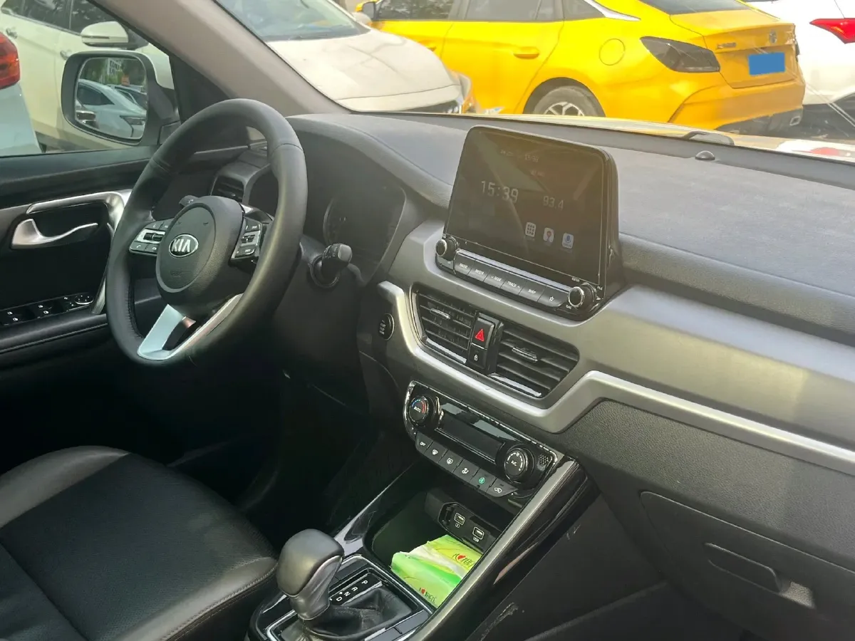 2018 Kia Sportage R 2.0L 160HP L4 6AT,autocango,china used car exporter,china ev exporter,chinese used car exporter,chinese used ev exporter