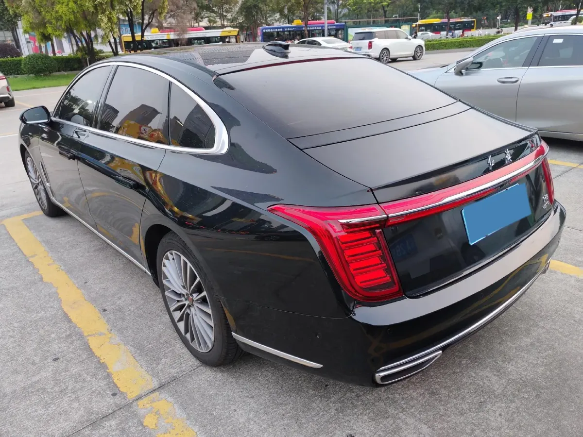 2020 HongQi H9 2.0T 252HP L4 7DCT,autocango,china used car exporter,china ev exporter,chinese used car exporter,chinese used ev exporter