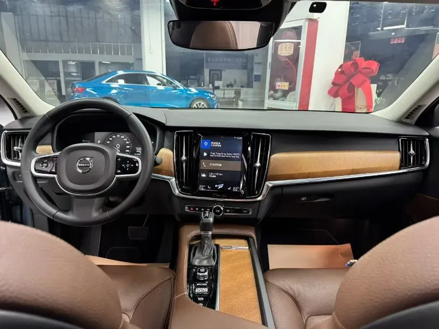 2019 Infiniti Q70 2.0T 211HP L4 7AT,autocango,china used car exporter,china ev exporter,chinese used car exporter,chinese used ev exporter