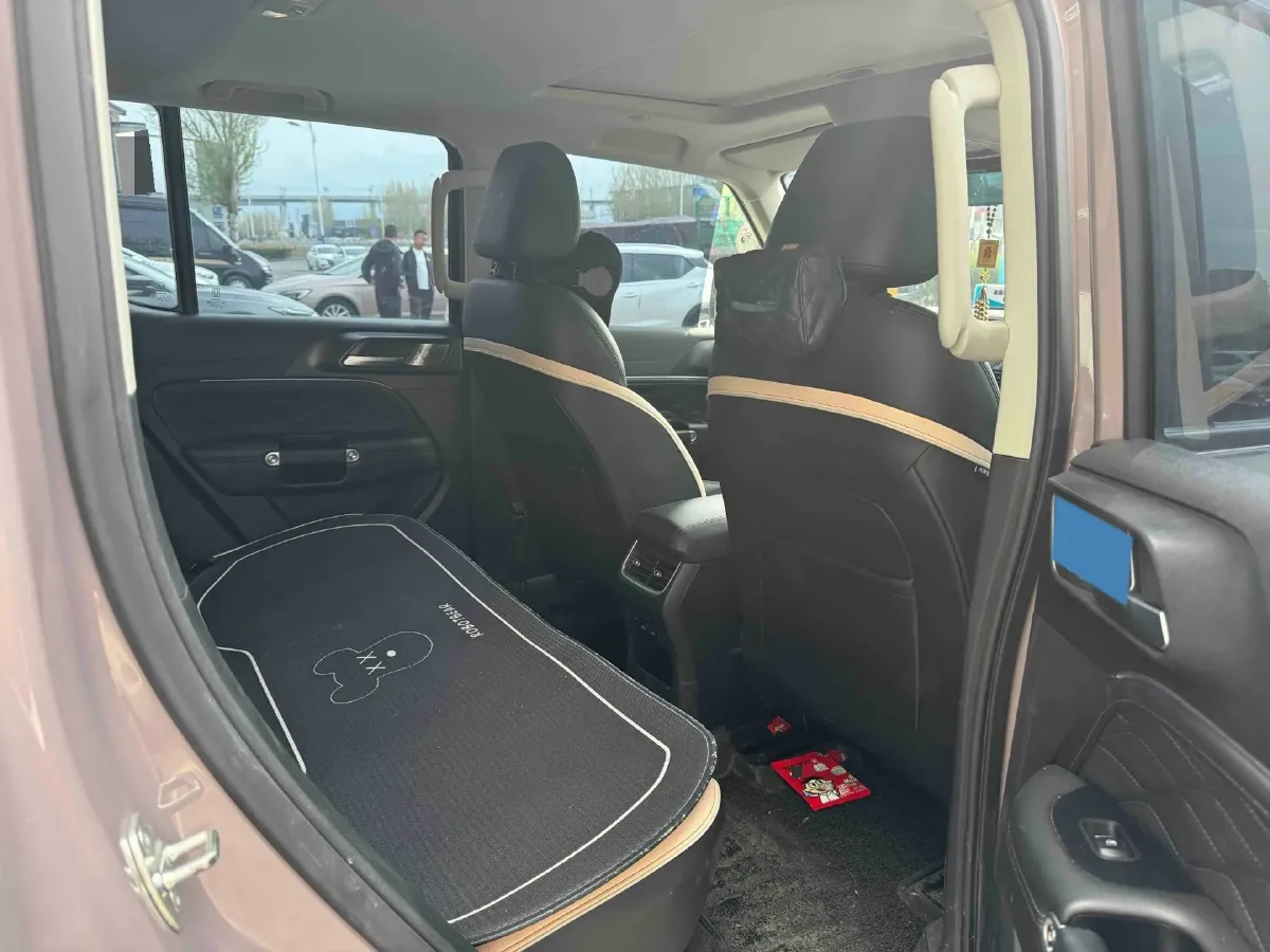 2021 Tank 300 2.0T 227HP L4 8AT,autocango,china used car exporter,china ev exporter,chinese used car exporter,chinese used ev exporter