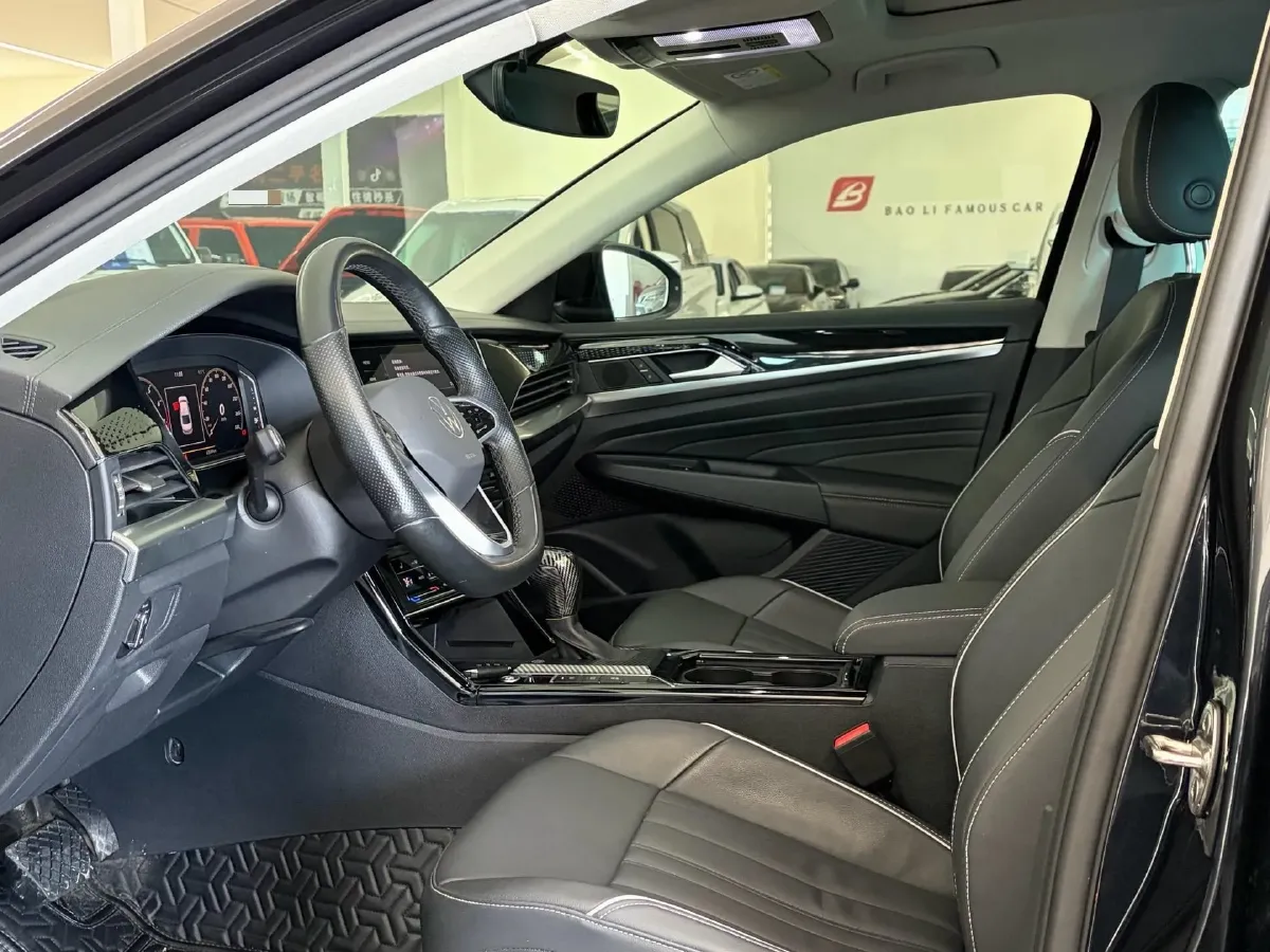 2023 Volkswagen Passat 2.0T 186HP L4 7DCT,autocango,china used car exporter,china ev exporter,chinese used car exporter,chinese used ev exporter