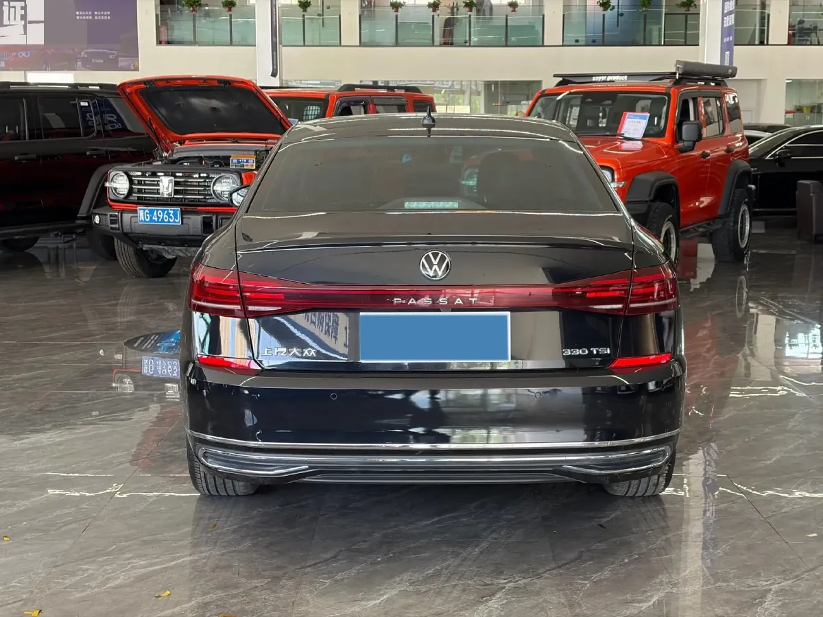 2023 Volkswagen Passat 2.0T 186HP L4 7DCT,autocango,china used car exporter,china ev exporter,chinese used car exporter,chinese used ev exporter