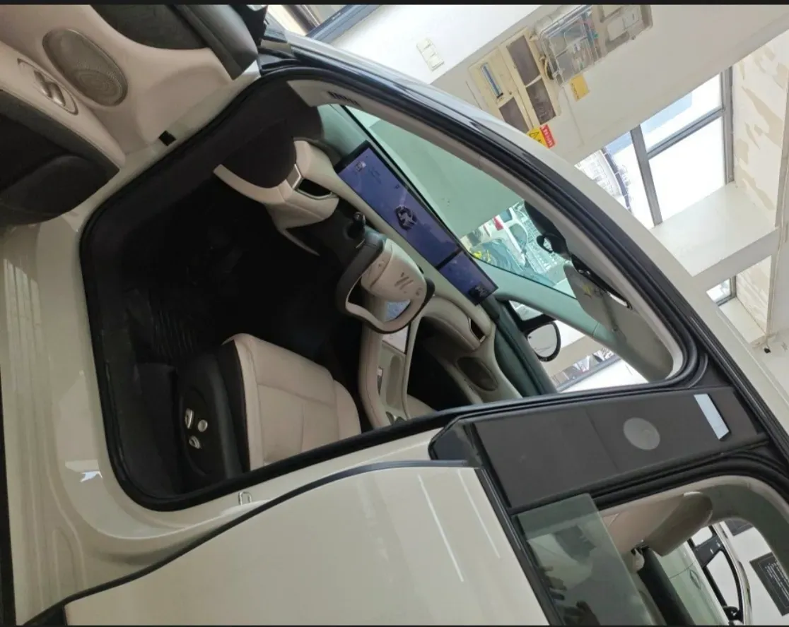 2025 IM LS6 BEV 83KWH,autocango,china used car exporter,china ev exporter,chinese used car exporter,chinese used ev exporter