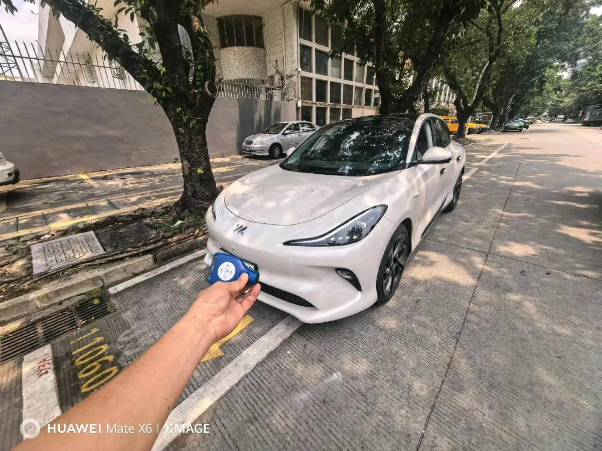 2025 IM LS6 BEV 83KWH,autocango,china used car exporter,china ev exporter,chinese used car exporter,chinese used ev exporter