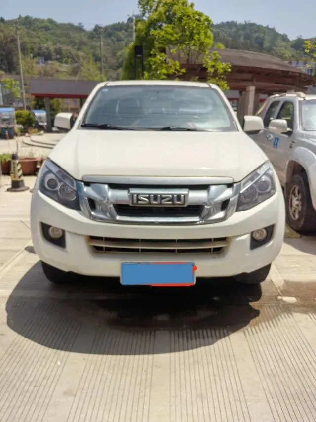 2020 Isuzu LingTuo 2.5T 150HP L4 6MT,autocango,china used car exporter,china ev exporter,chinese used car exporter,chinese used ev exporter