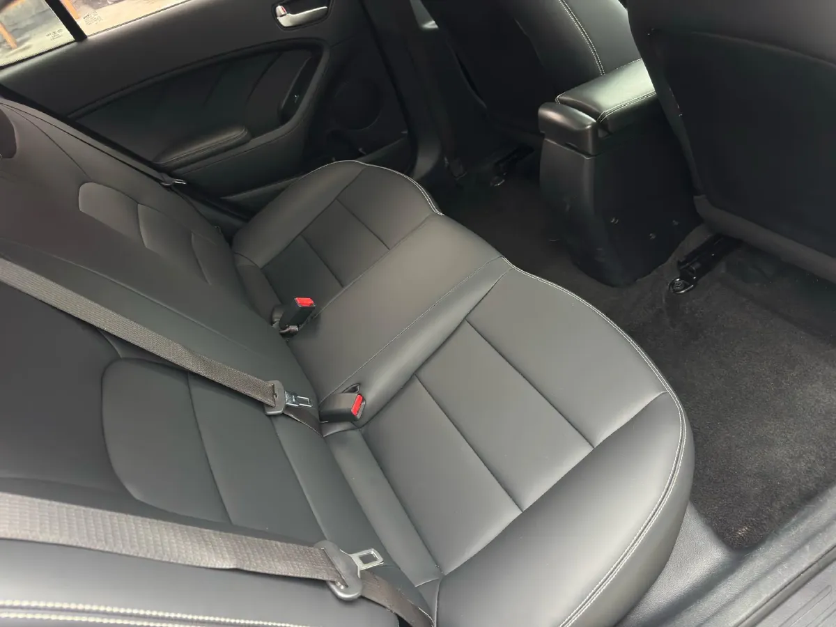 2017 Kia K3 1.6L 128HP L4 6AT,autocango,china used car exporter,china ev exporter,chinese used car exporter,chinese used ev exporter