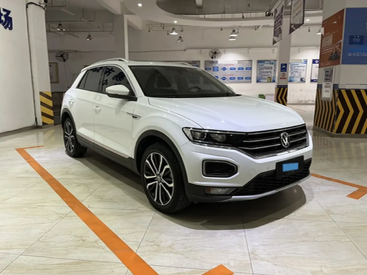 2022 Volkswagen T-Roc 1.4T 150HP L4 7DCT,autocango,china used car exporter,china ev exporter,chinese used car exporter,chinese used ev exporter