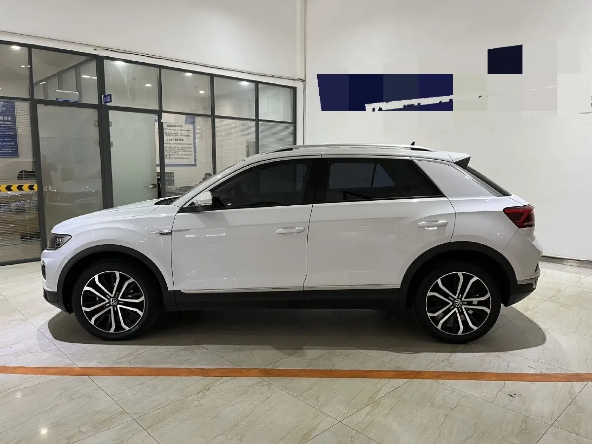 2022 Volkswagen T-Roc 1.4T 150HP L4 7DCT,autocango,china used car exporter,china ev exporter,chinese used car exporter,chinese used ev exporter