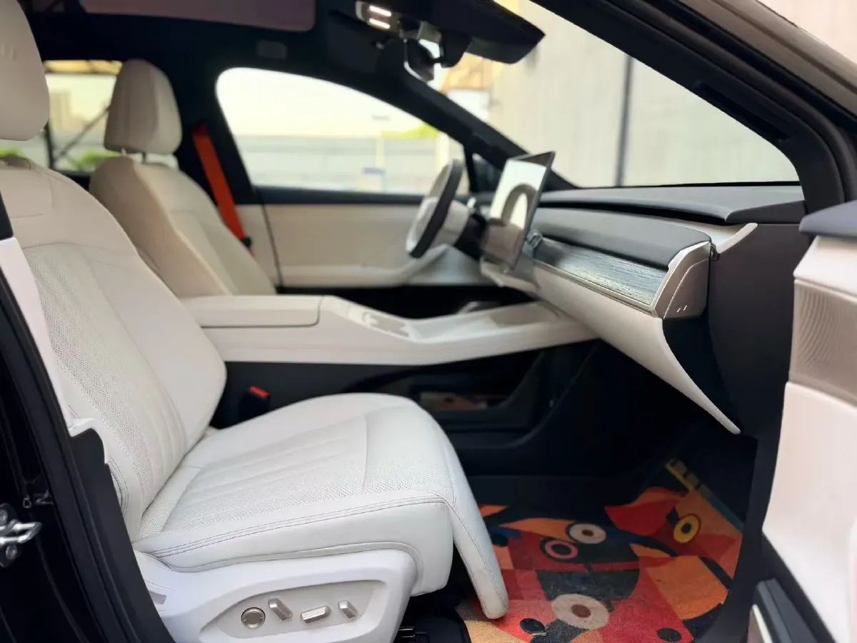 2024 ONVO L60 BEV 85KWH,autocango,china used car exporter,china ev exporter,chinese used car exporter,chinese used ev exporter