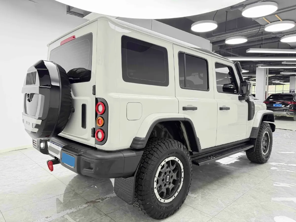 2025 212 212 T01 2.0T 252HP L4 8AT,autocango,china used car exporter,china ev exporter,chinese used car exporter,chinese used ev exporter