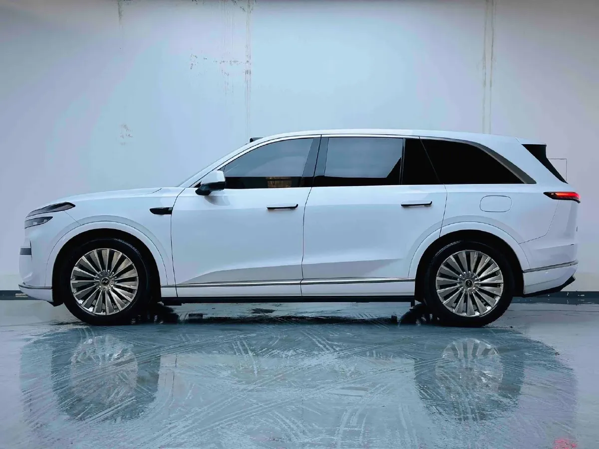 2025 ONVO L90 BEV,autocango,china used car exporter,china ev exporter,chinese used car exporter,chinese used ev exporter