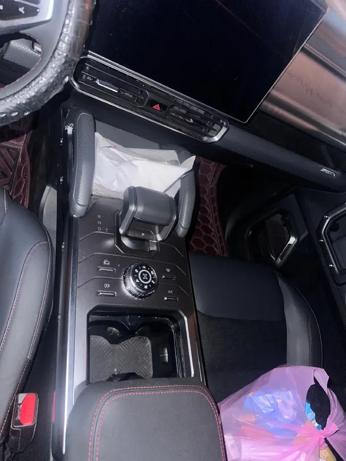 2024 Jetour Traveller 2.0T 254HP L4 7DCT,autocango,china used car exporter,china ev exporter,chinese used car exporter,chinese used ev exporter