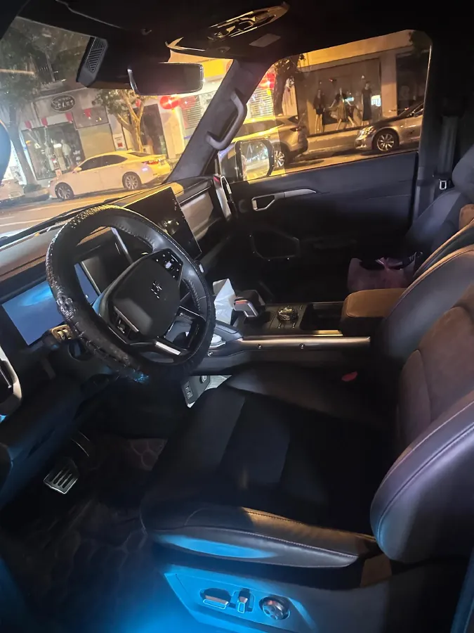 2024 Jetour Traveller 2.0T 254HP L4 7DCT,autocango,china used car exporter,china ev exporter,chinese used car exporter,chinese used ev exporter