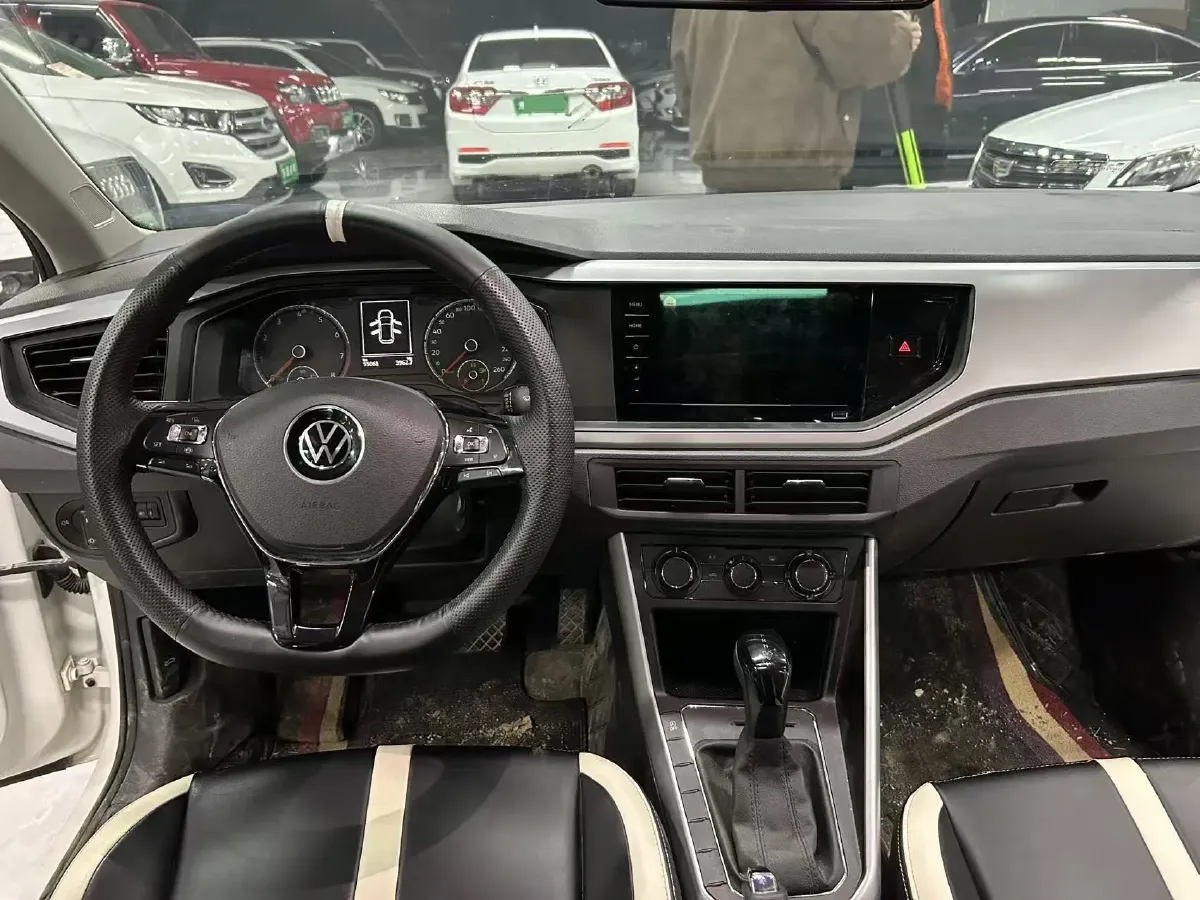 2023 Volkswagen Polo 1.5L 113HP L4 6AT,autocango,china used car exporter,china ev exporter,chinese used car exporter,chinese used ev exporter
