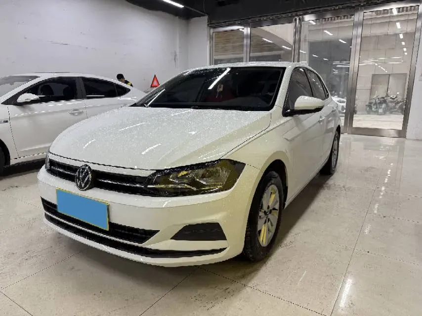2023 Volkswagen Polo 1.5L 110HP L4 6AT,autocango,china used car exporter,china ev exporter,chinese used car exporter,chinese used ev exporter