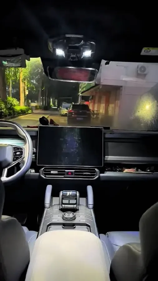 2024 Jetour ShanHai TravellerC-DM 1.5T 156HP L4 3DHT PHEV 43.24KWH,autocango,china used car exporter,china ev exporter,chinese used car exporter,chinese used ev exporter