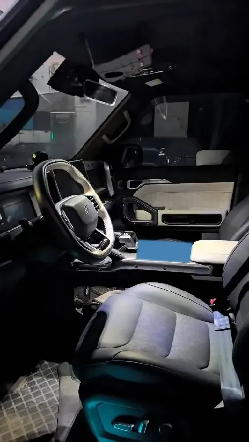 2024 Jetour ShanHai TravellerC-DM 1.5T 156HP L4 3DHT PHEV 43.24KWH,autocango,china used car exporter,china ev exporter,chinese used car exporter,chinese used ev exporter