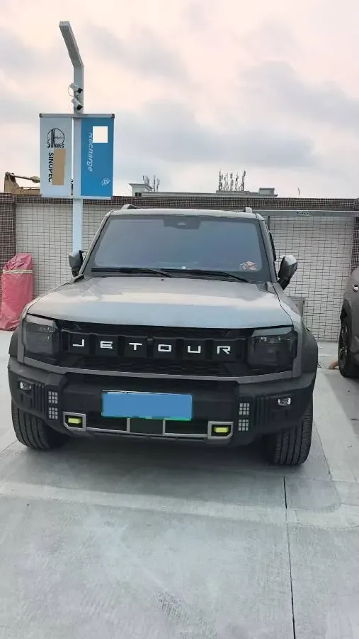 2024 Jetour ShanHai TravellerC-DM 1.5T 156HP L4 3DHT PHEV 43.24KWH,autocango,china used car exporter,china ev exporter,chinese used car exporter,chinese used ev exporter
