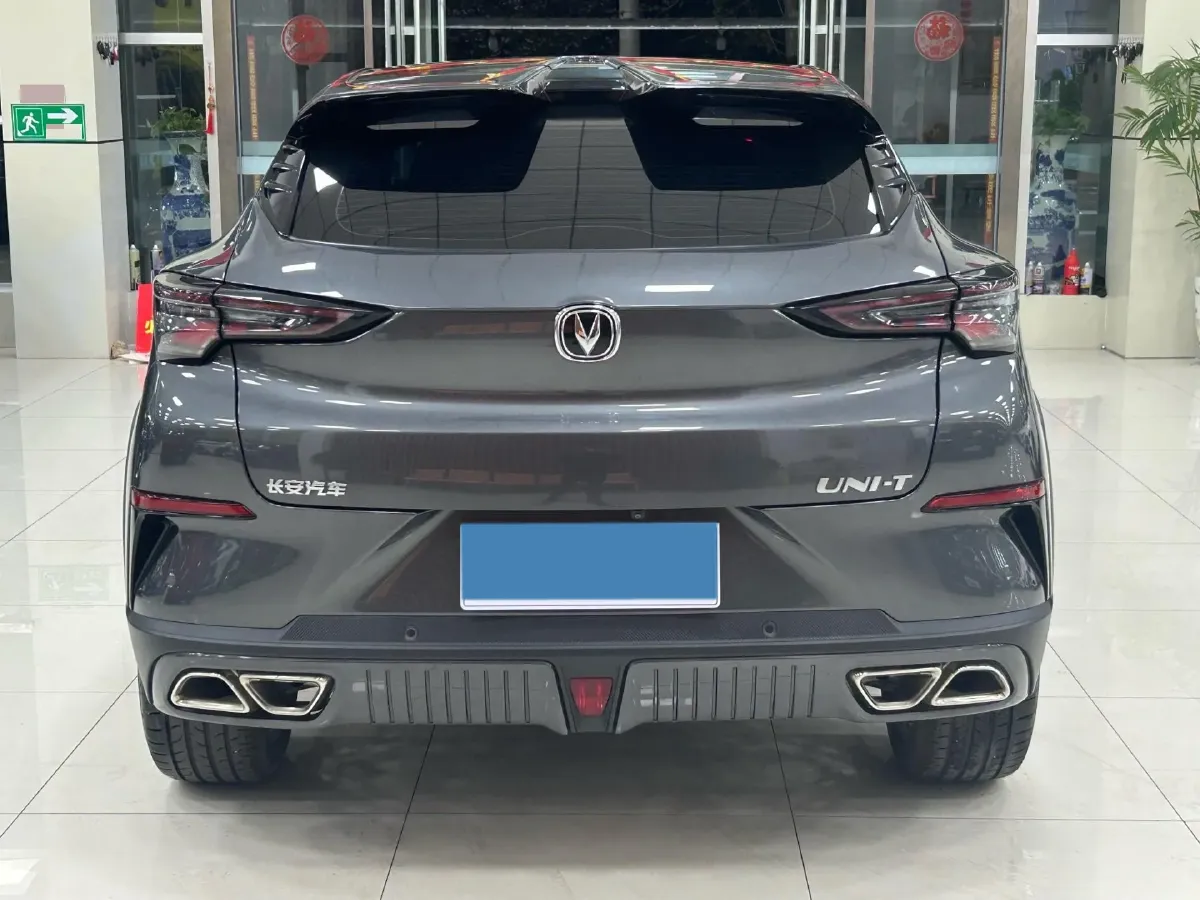 2022 ChangAn UNI-T 1.5T 188HP L4 7DCT,autocango,china used car exporter,china ev exporter,chinese used car exporter,chinese used ev exporter