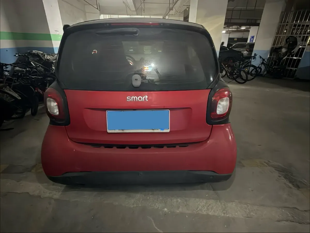 2019 Smart smart fortwo 0.9T 90HP L3 6DCT,autocango,china used car exporter,china ev exporter,chinese used car exporter,chinese used ev exporter