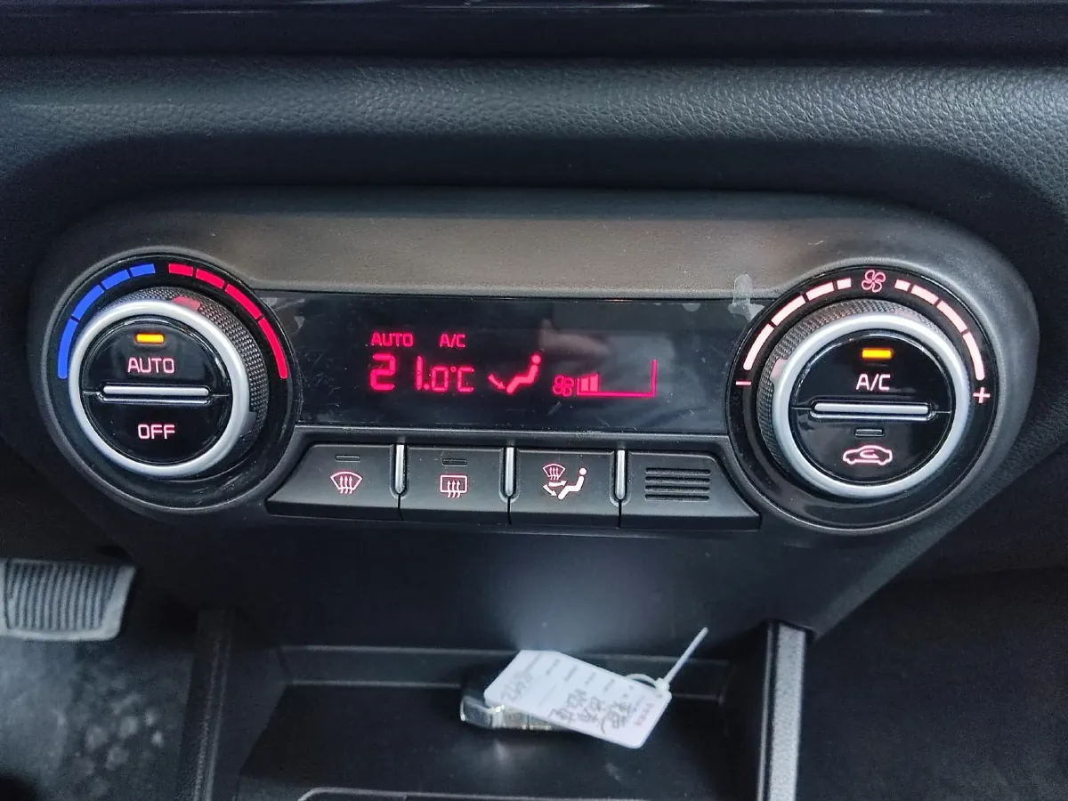 2021 Kia KX1 1.4L 100HP L4 CVT,autocango,china used car exporter,china ev exporter,chinese used car exporter,chinese used ev exporter