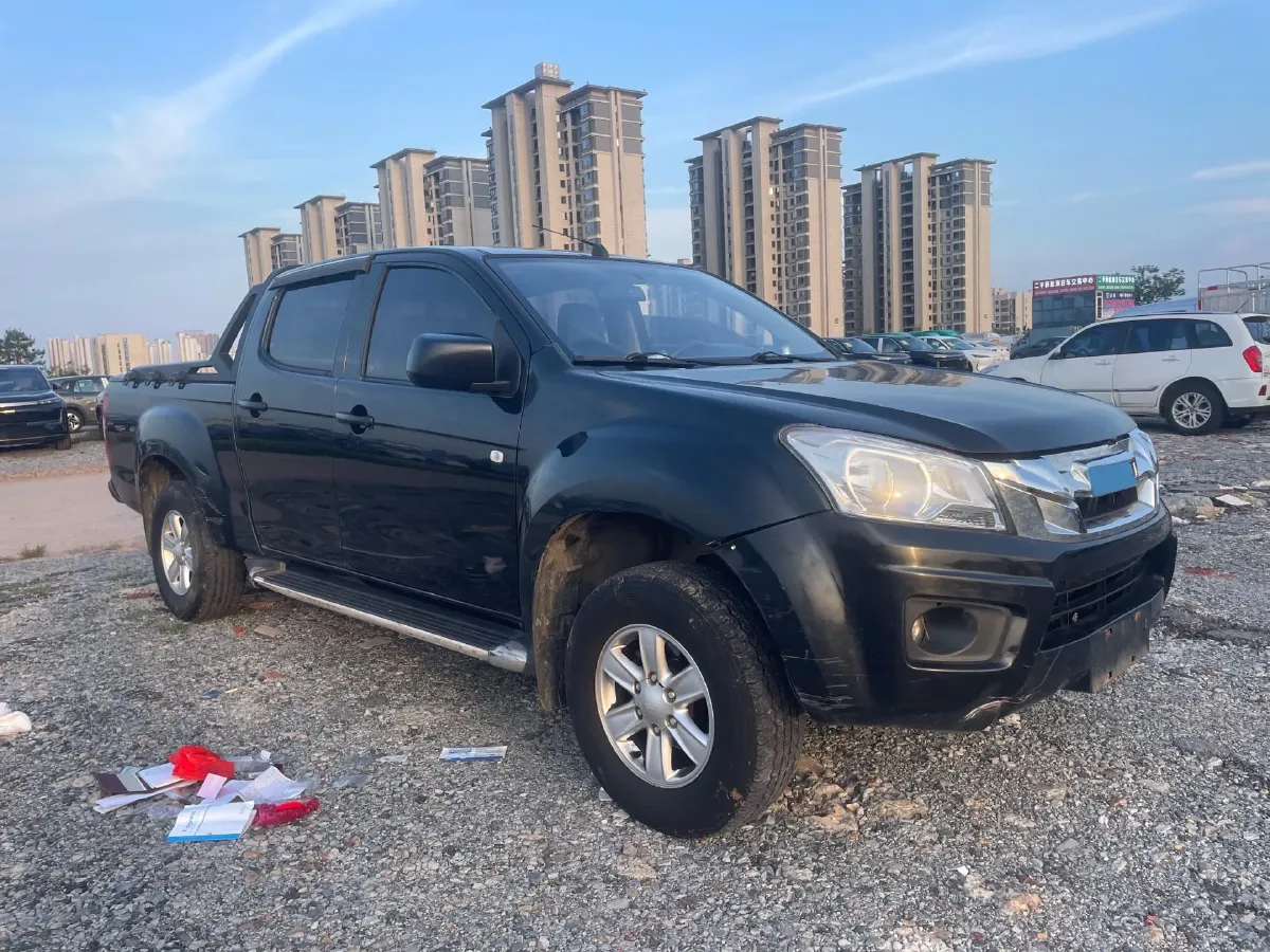2022 Isuzu RE-MAX Jim 2.8T 120HP L4 5MT,autocango,china used car exporter,china ev exporter,chinese used car exporter,chinese used ev exporter