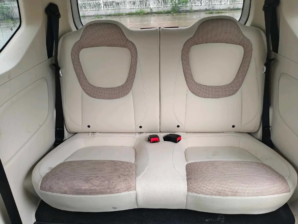 2024 WuLing HongGuang MINI EV BEV 17.3KWH,autocango,china used car exporter,china ev exporter,chinese used car exporter,chinese used ev exporter