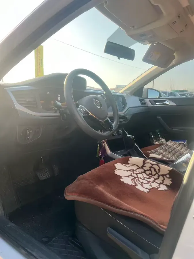 2023 Volkswagen Polo 1.5L 113HP L4 6AT,autocango,china used car exporter,china ev exporter,chinese used car exporter,chinese used ev exporter