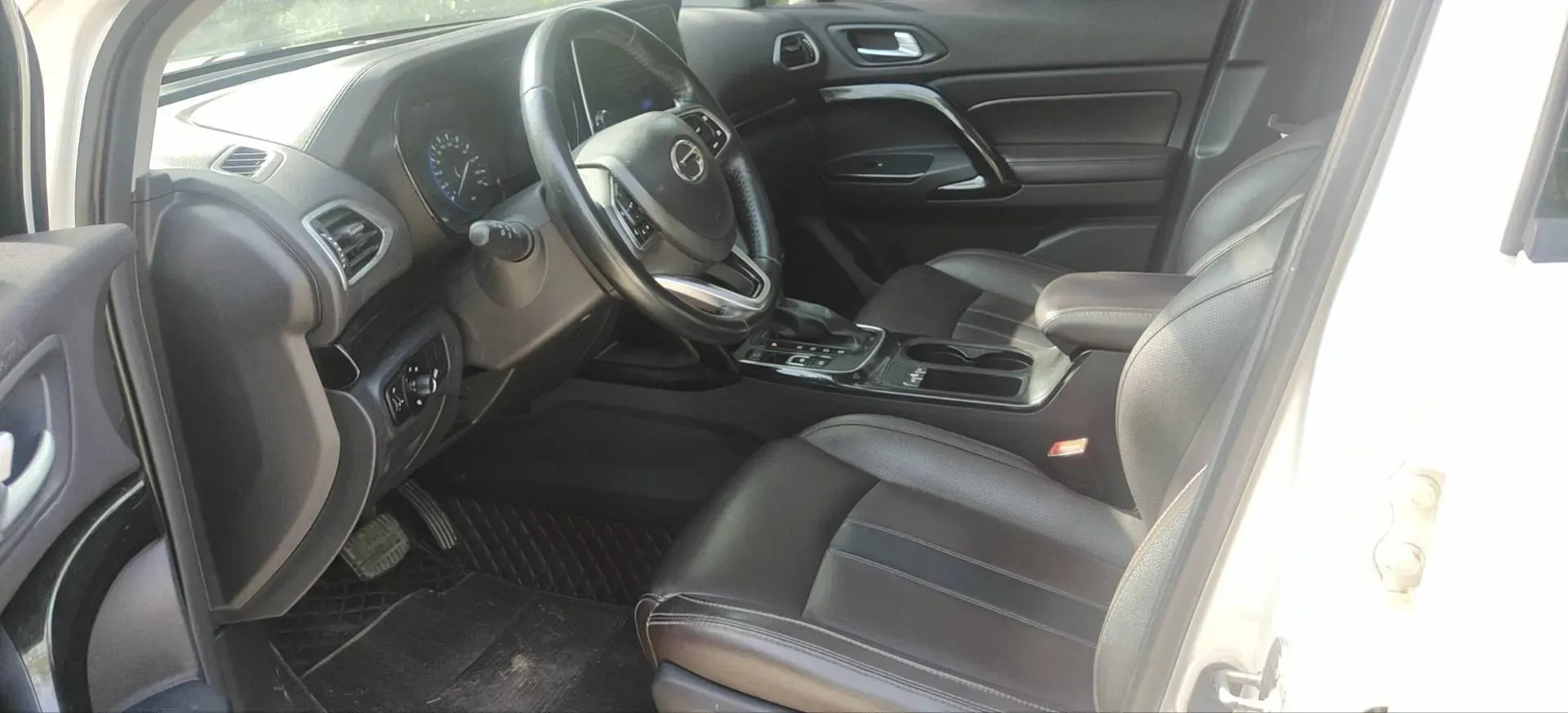 2018 GAC Trumpchi GS4 1.5T 152HP L4 6AT,autocango,china used car exporter,china ev exporter,chinese used car exporter,chinese used ev exporter