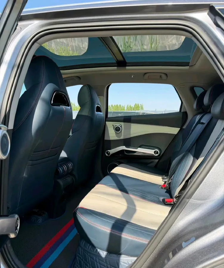 2022 Roewe RX5 MAX 1.5T 181HP L4 6AT,autocango,china used car exporter,china ev exporter,chinese used car exporter,chinese used ev exporter