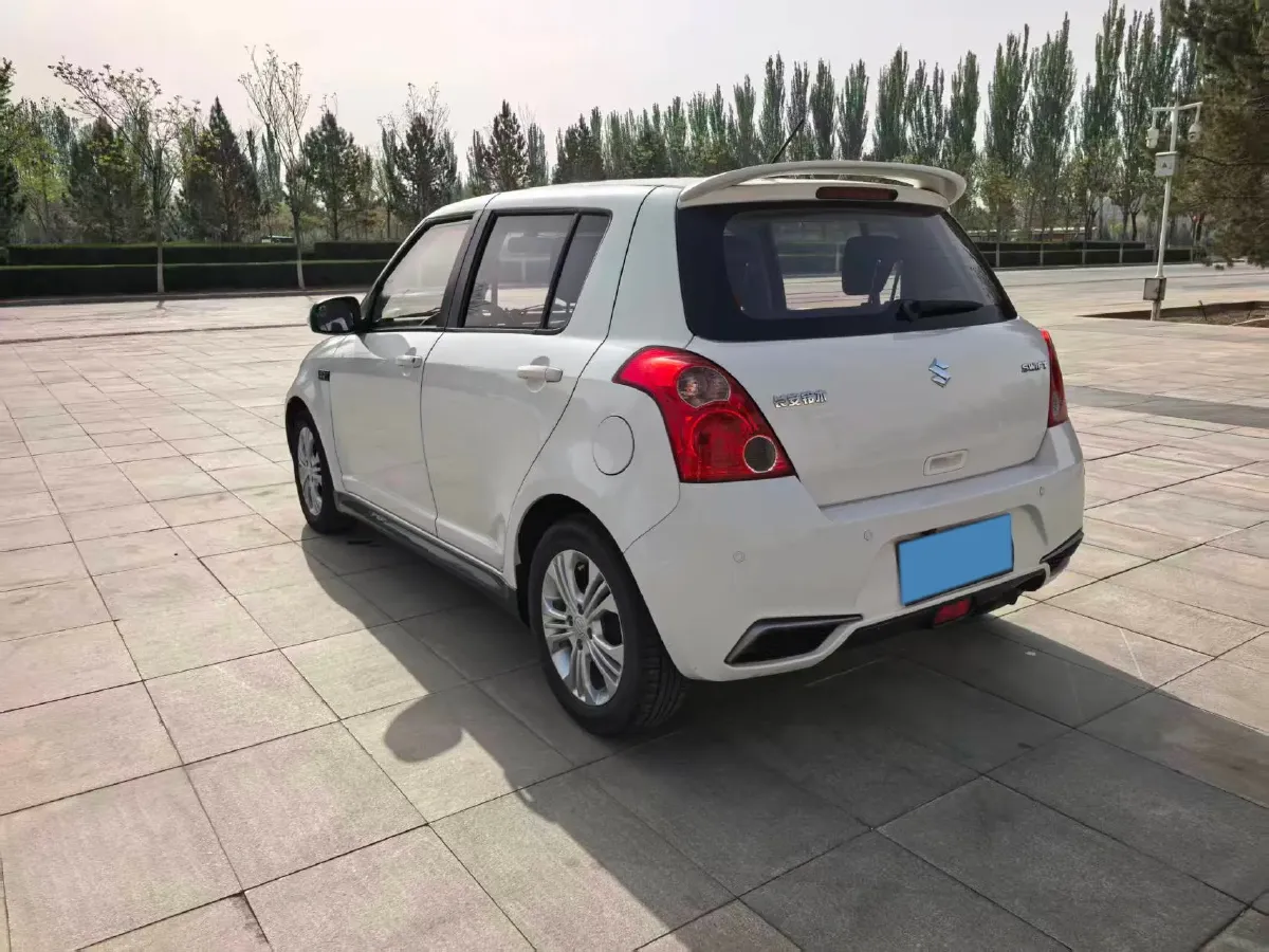2016 Suzuki Swift 1.5L 103HP L4 4AT,autocango,china used car exporter,china ev exporter,chinese used car exporter,chinese used ev exporter