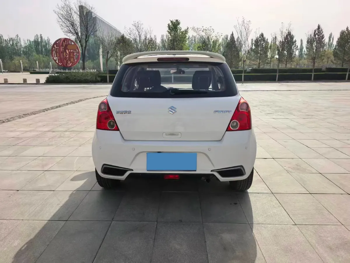 2016 Suzuki Swift 1.5L 103HP L4 4AT,autocango,china used car exporter,china ev exporter,chinese used car exporter,chinese used ev exporter