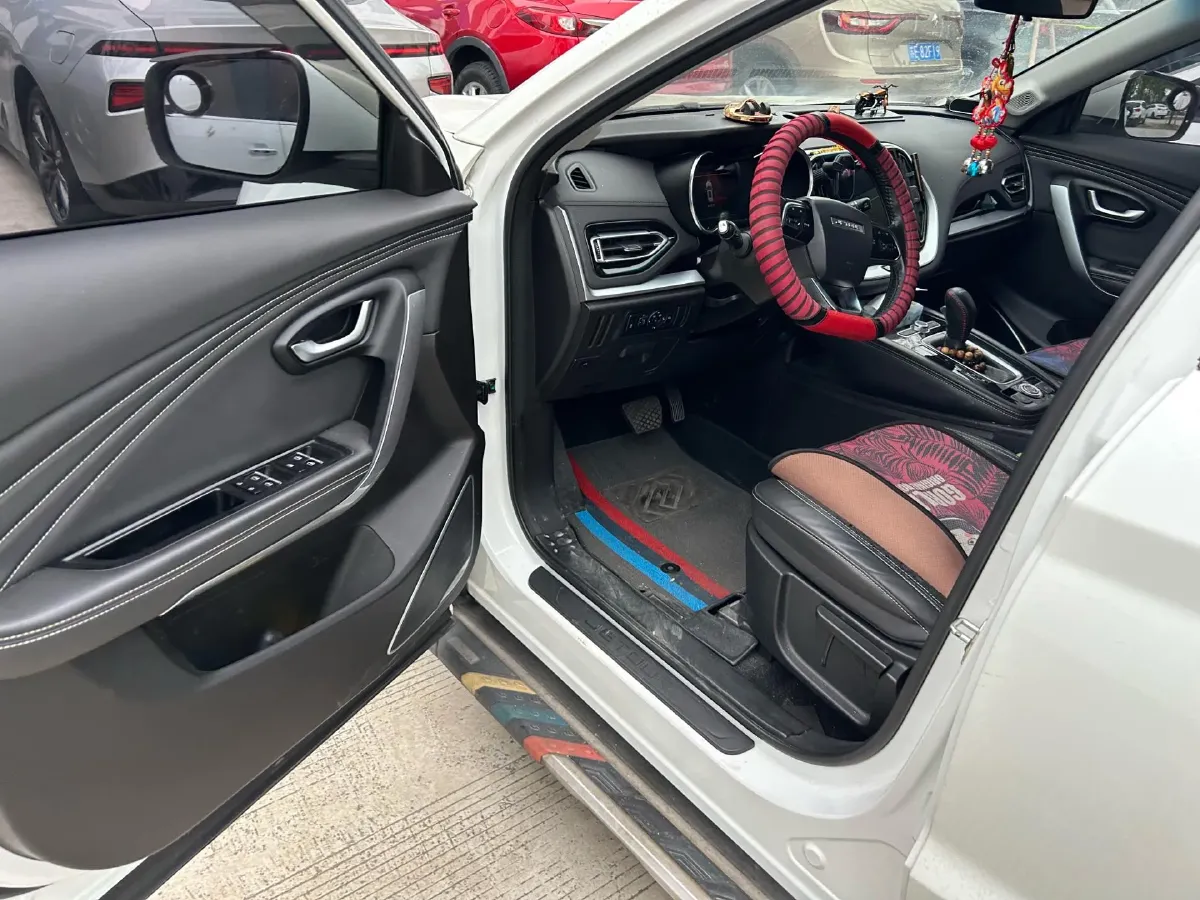 2018 SWM X7 1.5T 156HP L4 6AT,autocango,china used car exporter,china ev exporter,chinese used car exporter,chinese used ev exporter