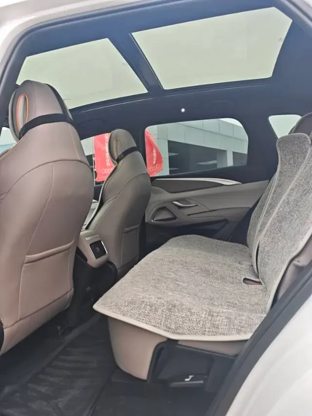 2024 BYD Song Pro 1.5L 110HP L4 E-CVT PHEV 12.9KWH,autocango,china used car exporter,china ev exporter,chinese used car exporter,chinese used ev exporter