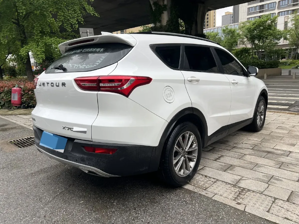 2019 Jetour X70S 1.5T 156HP L4 6MT,autocango,china used car exporter,china ev exporter,chinese used car exporter,chinese used ev exporter